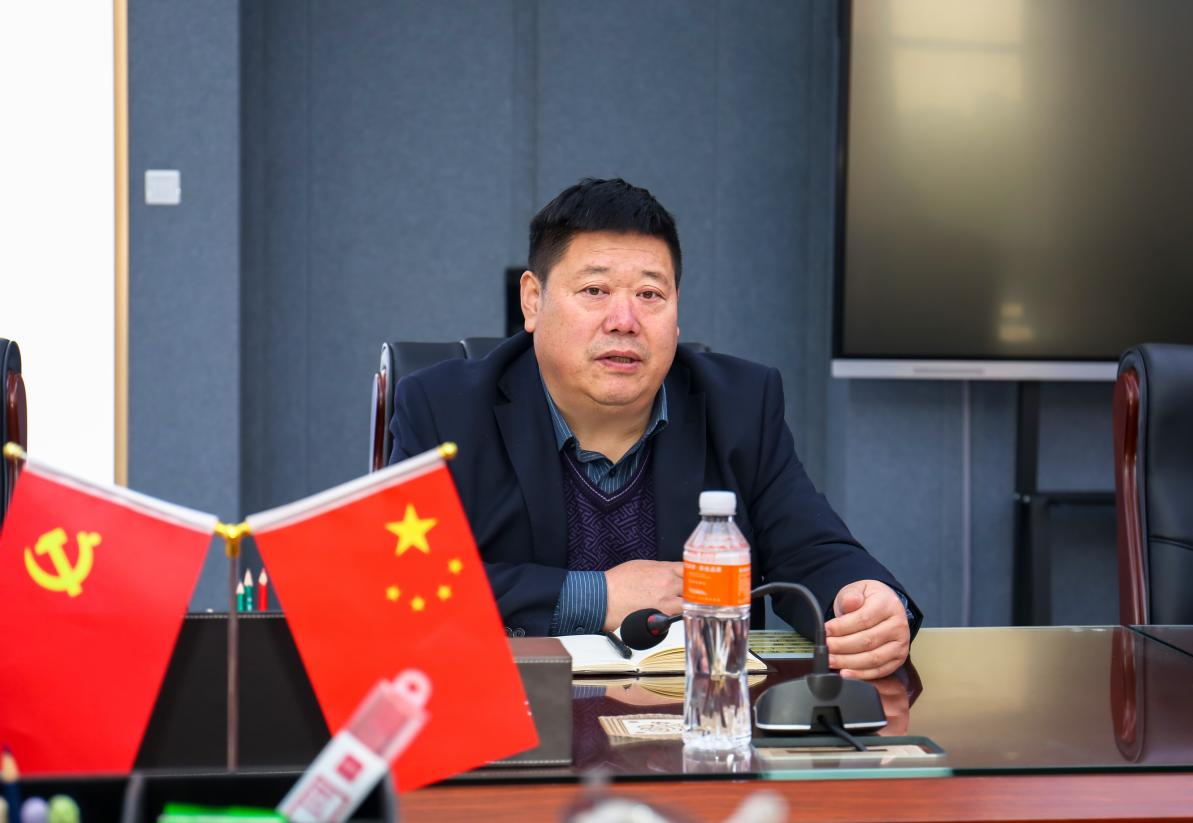 中国共产党员日记博物馆康殿英馆长一行到太阳成集团tyc33455cc参观座谈