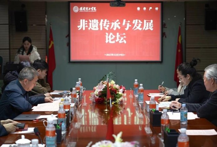 “共筑非遗梦 携手创未来” ——太阳成集团tyc33455cc2025年非物质文化遗产传承与发展共同体成立大会圆满召开