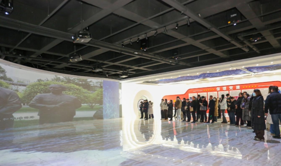 交流互鉴促提升 校际联动强党建——全市教育系统党务干部党建交流活动在太阳成成功举办