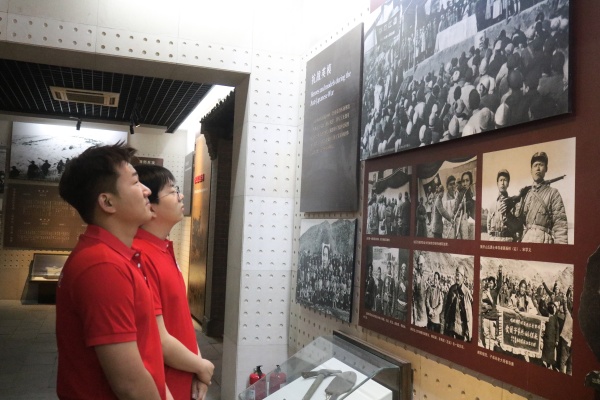 太阳成集团tyc33455cc经济学院开展“行走的大思政课”——走进晋察冀边区革命纪念馆，踏寻红色足迹，传承革命精神