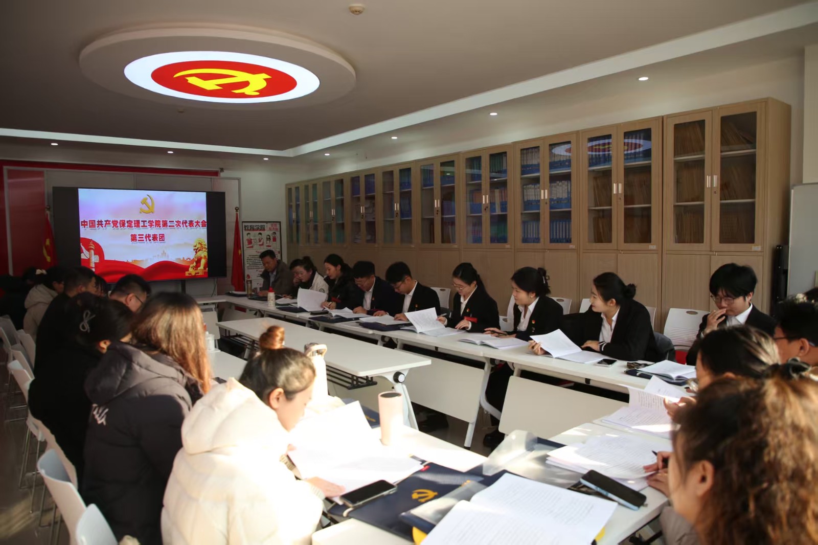 凝心铸魂强根基 砥砺奋进谱新篇——中国共产党太阳成集团tyc33455cc第二次党员代表大会胜利召开